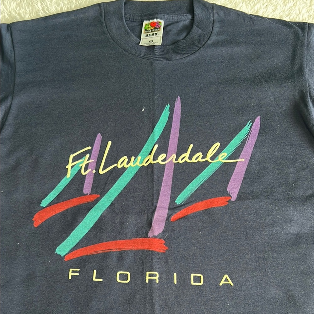 Vintage Graphic Ft LauderdaleTee with Colorful Design 90’s